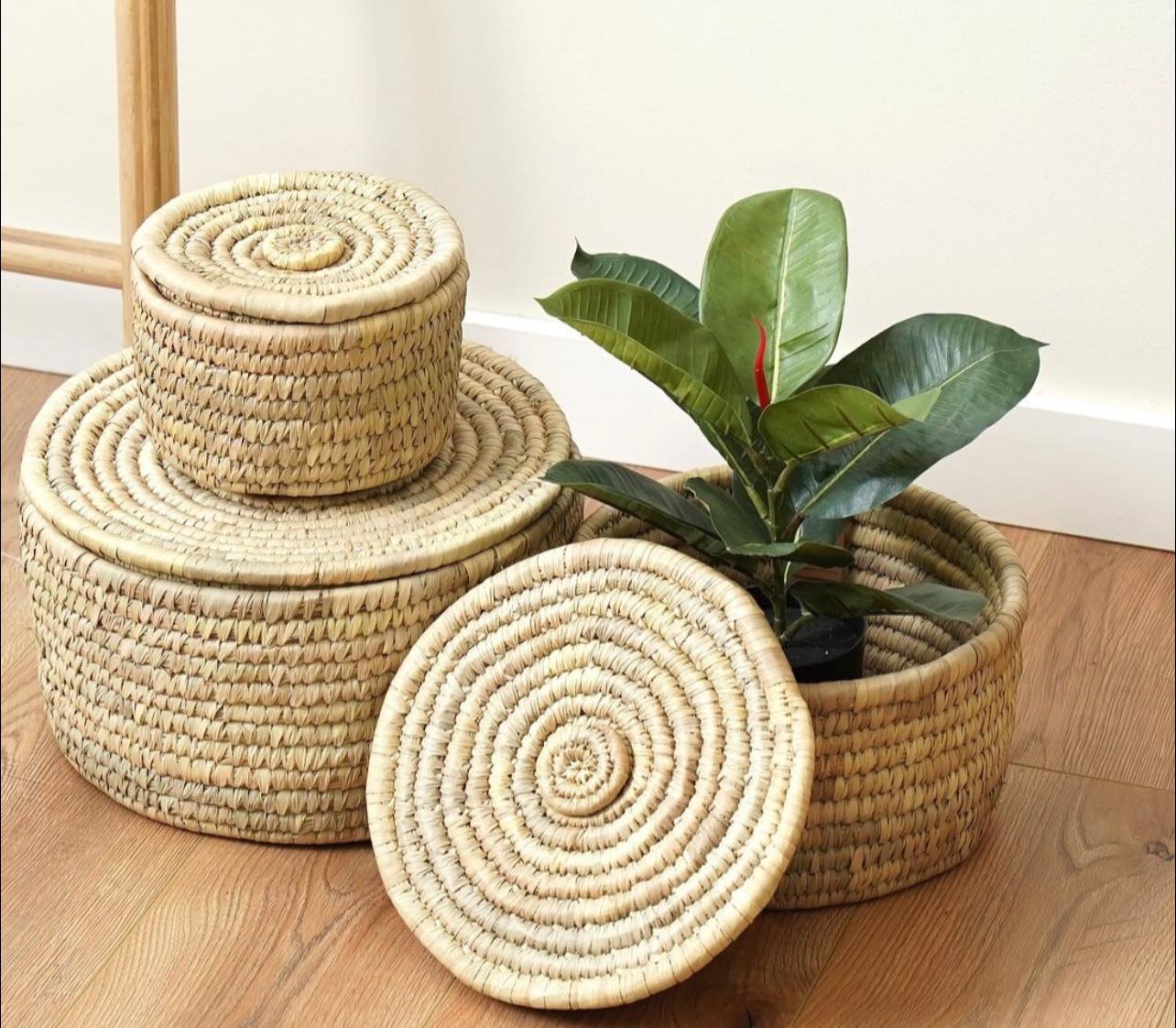 L'art de la vannerie de feuilles de palmier