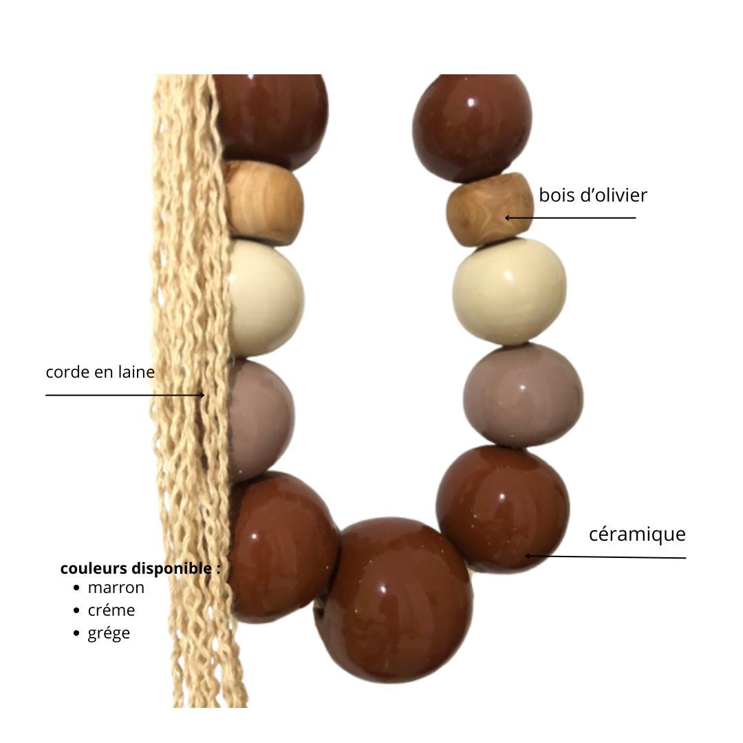 Grigri ARA ROOTS - chapelet murale en céramique avec des boules en bois d'olivier - 3
