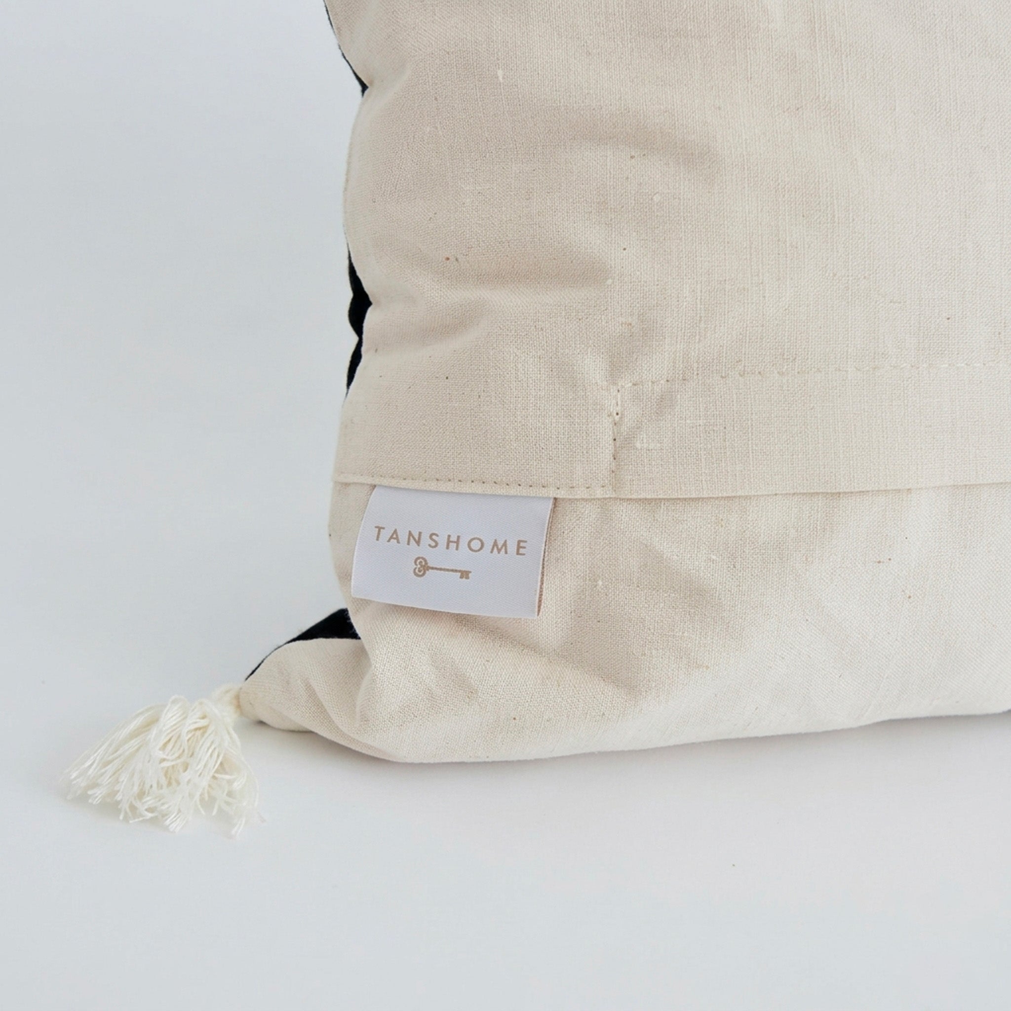 Coussin berbère brodé